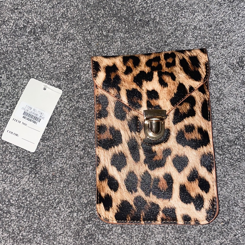 Leopard cross body bag
